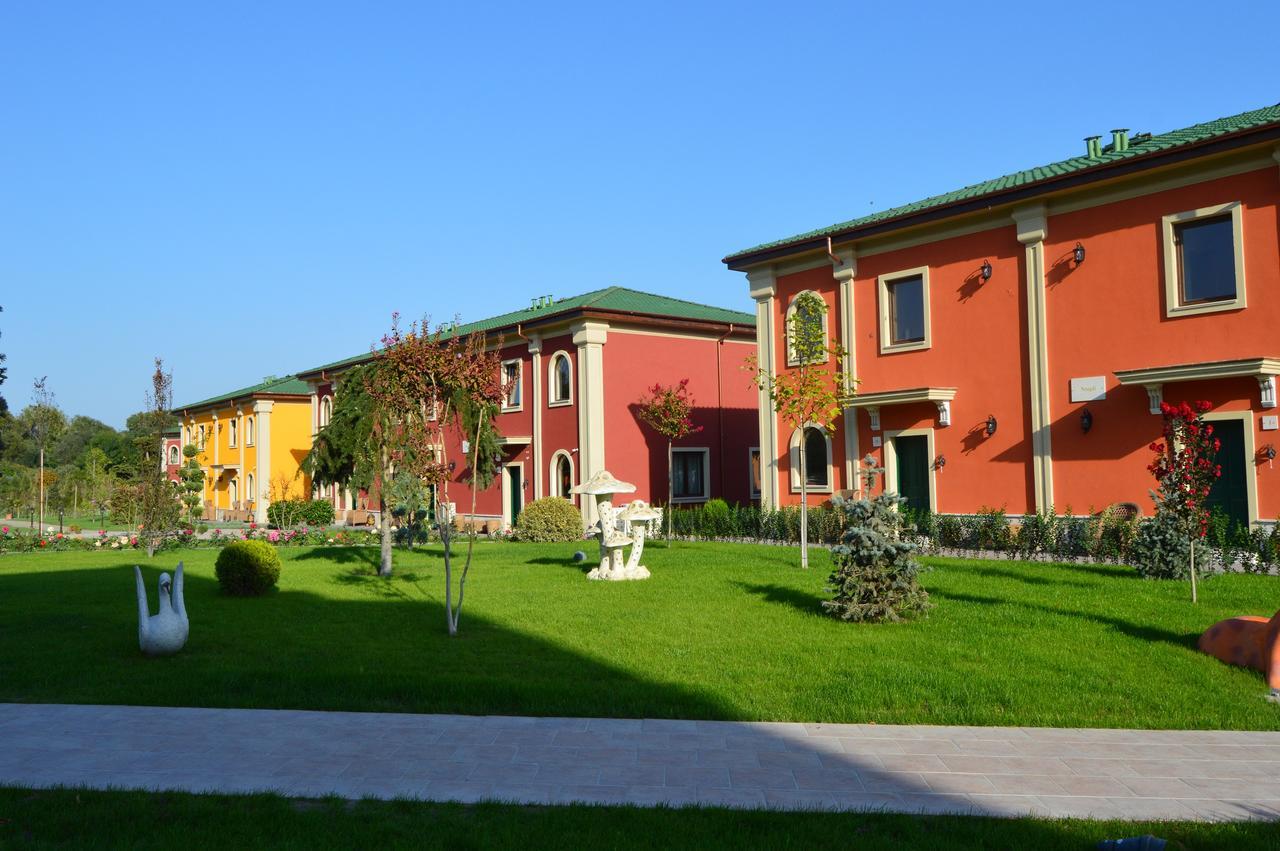 Villas For 4 Or 6 Adults In Therma Village Kranevo Esterno foto