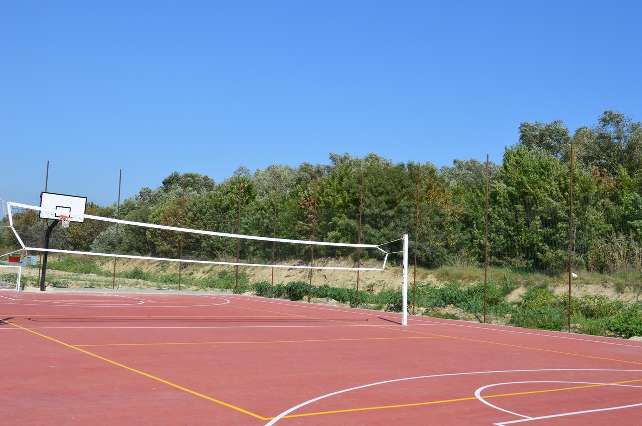 Villas For 4 Or 6 Adults In Therma Village Kranevo Esterno foto